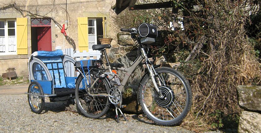 e-bike and trailer